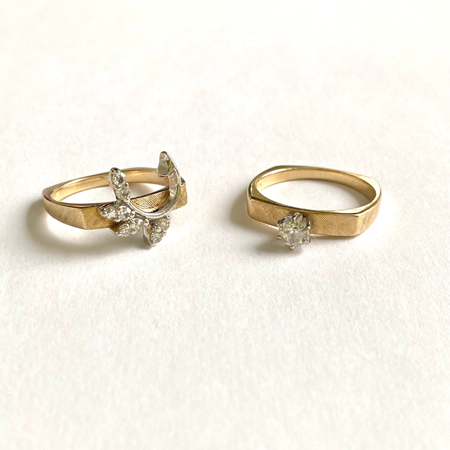 Stunning Vintage 14ct & Diamond Naturalistic Interlocking Ring  |  Size UK L.5