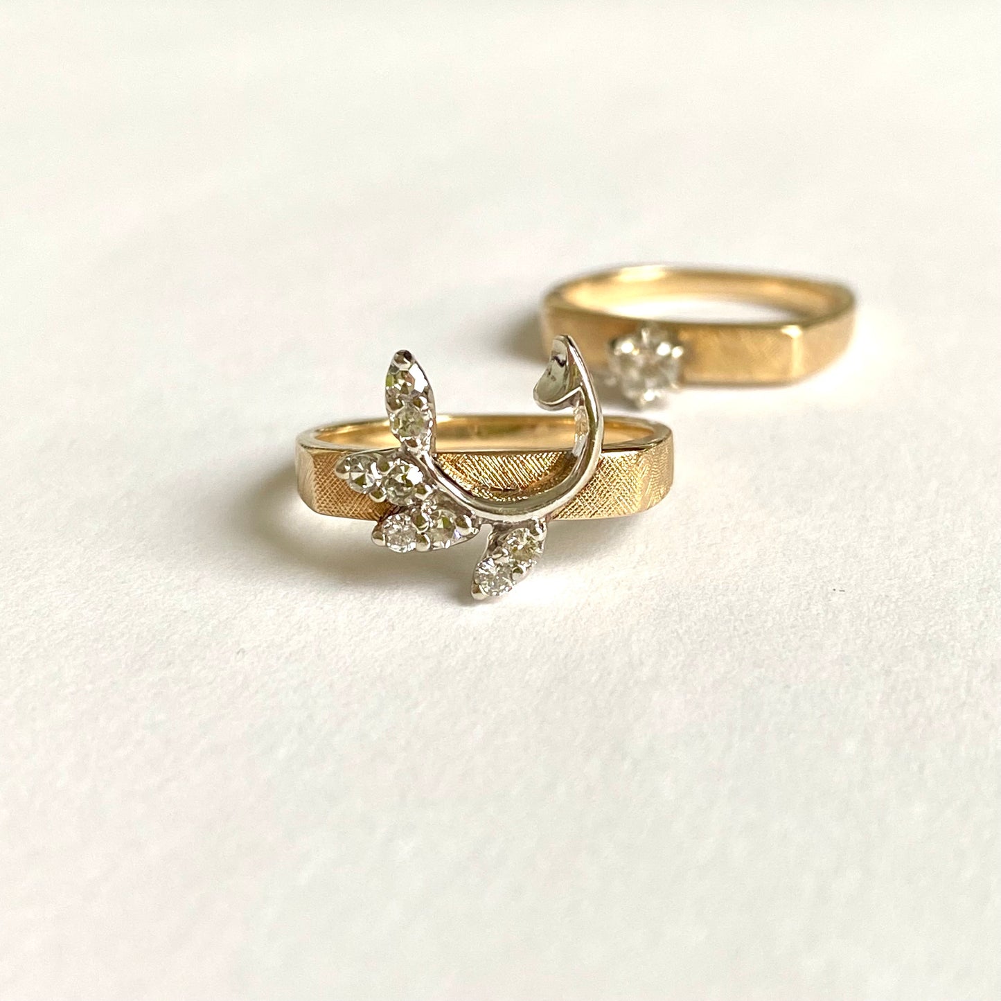 Stunning Vintage 14ct & Diamond Naturalistic Interlocking Ring  |  Size UK L.5