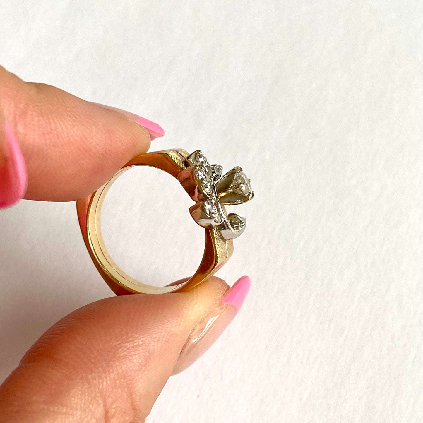 Stunning Vintage 14ct & Diamond Naturalistic Interlocking Ring  |  Size UK L.5