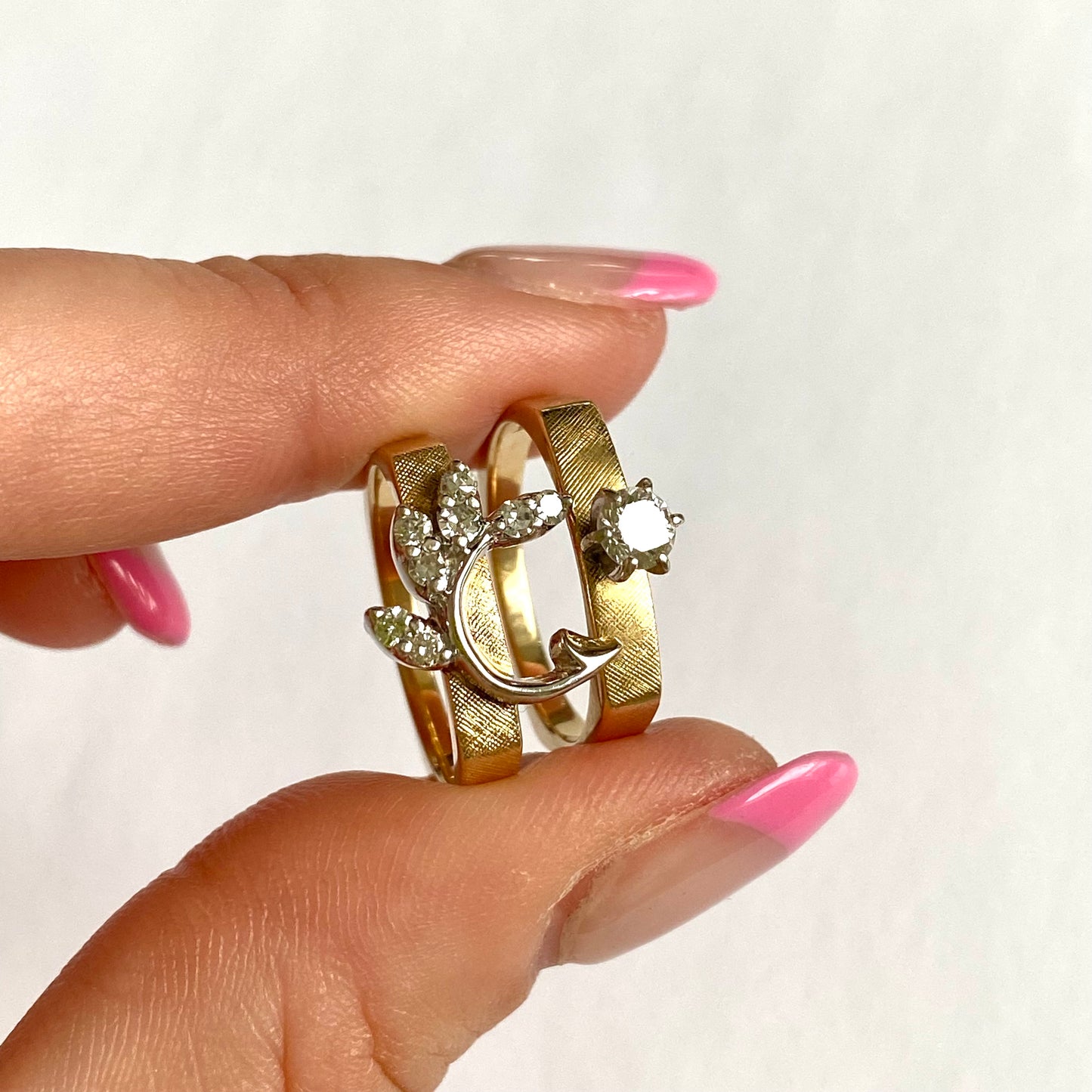 Stunning Vintage 14ct & Diamond Naturalistic Interlocking Ring  |  Size UK L.5