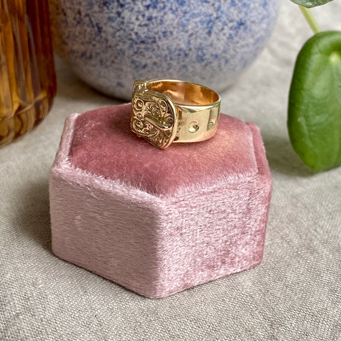Chunky 9ct Gold Vintage Buckle Ring  |  Small Size UK G.25/F